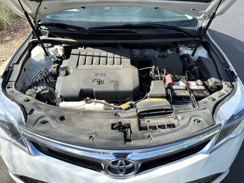 Used 2014 Toyota Avalon XLE Premium image 26