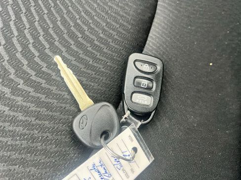 Used 2015 Hyundai Elantra SE w/ Option Group 03 image 31