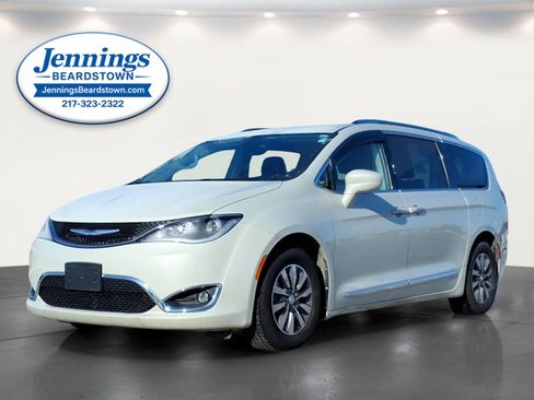 Used 2019 Chrysler Pacifica Touring-L Plus image 1