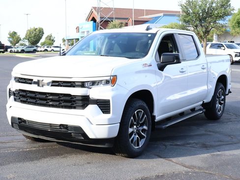 Used 2022 Chevrolet Silverado 1500 RST AWD/4WD image 29