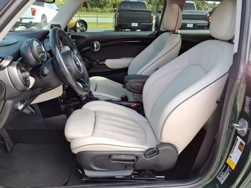 Used 2017 MINI Cooper S FWD image 3