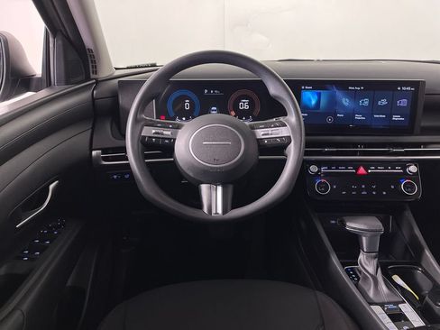 Certified 2025 Hyundai Tucson SEL FWD image 15