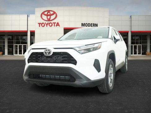 New 2025 Toyota RAV4 XLE image 4