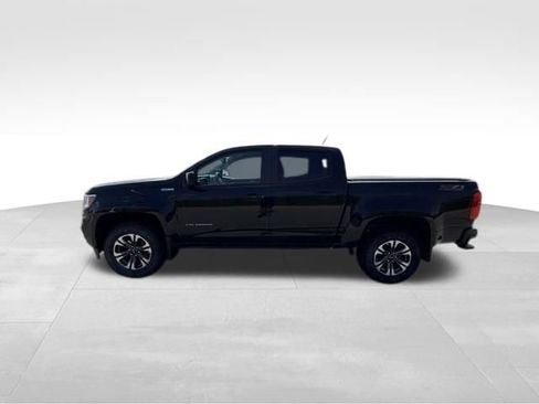 Certified 2022 Chevrolet Colorado Z71 w/ Safety Package AWD/4WD image 3