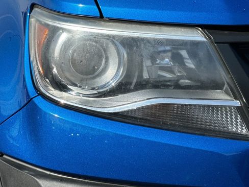 Used 2019 Chevrolet Colorado ZR2 image 41