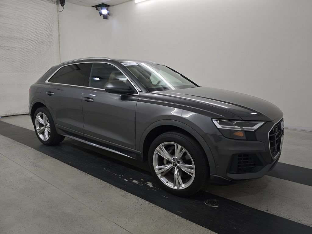 Used 2022 Audi Q8 Premium Plus w/ Premium Plus Package AWD/4WD image 2