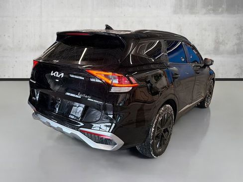 Used 2025 Kia Sportage SX image 5