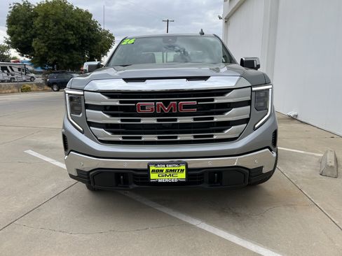 New 2026 GMC Sierra 1500 SLE w/ Preferred Package image 3