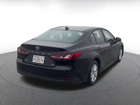 Used 2025 Toyota Camry LE image 15