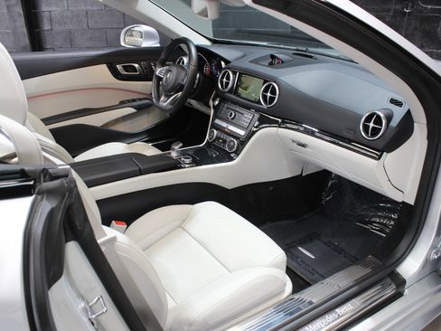 Used 2020 Mercedes-Benz SL 450 image 42