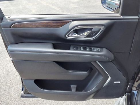 Used 2021 Chevrolet Tahoe Premier image 12