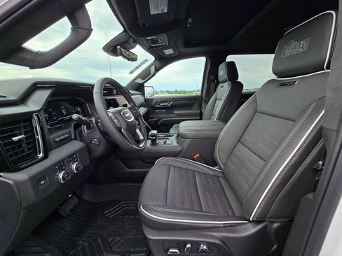 New 2024 GMC Sierra 1500 AT4X w/ AT4X AEV Edition image 21