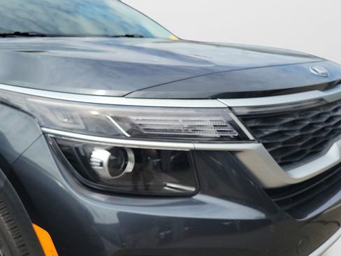 Used 2021 Kia Seltos EX AWD/4WD image 9