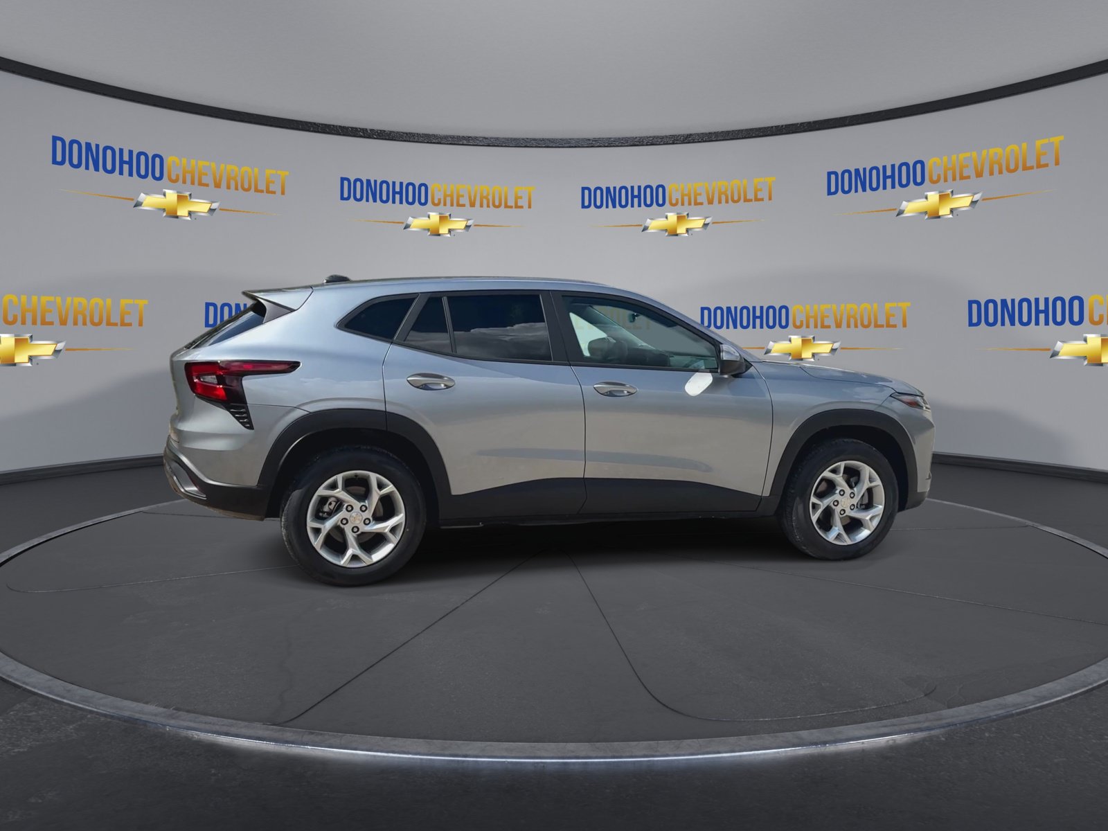 New 2026 Chevrolet Trax LS w/ LS Convenience Package FWD image 12