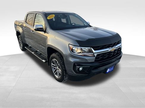Used 2022 Chevrolet Colorado LT w/ Luxury Package image 9