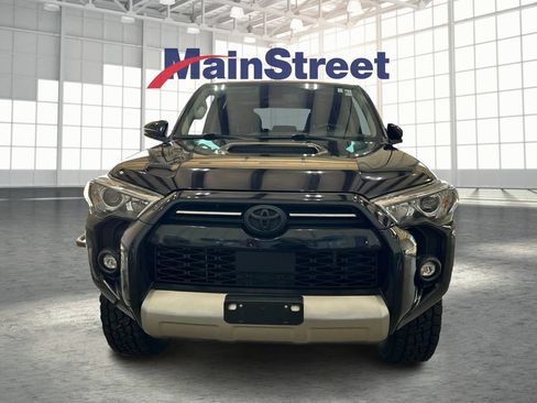 Used 2023 Toyota 4Runner TRD Off-Road Premium w/ Moonroof Package AWD/4WD image 8