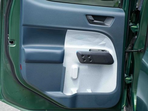 Certified 2025 Ford Maverick XLT w/ Equipment Group 302A AWD/4WD image 16
