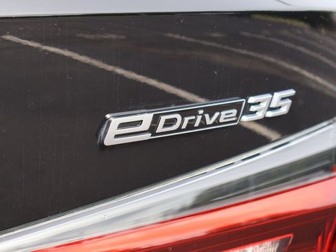 Used 2024 BMW i4 eDrive35 w/ Premium Package RWD image 38
