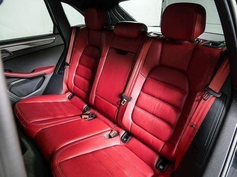 Used 2023 Porsche Macan GTS AWD/4WD image 3