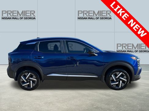 Used 2026 Nissan Kicks SV image 4