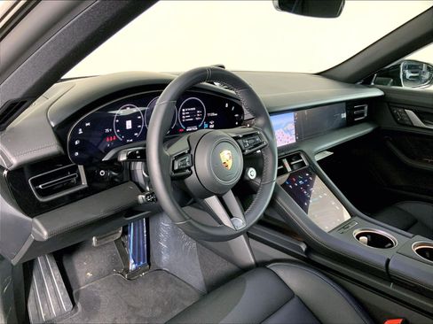 Used 2025 Porsche Taycan 4S AWD/4WD image 3