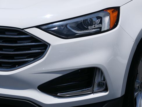 Used 2020 Ford Edge SEL AWD/4WD image 9