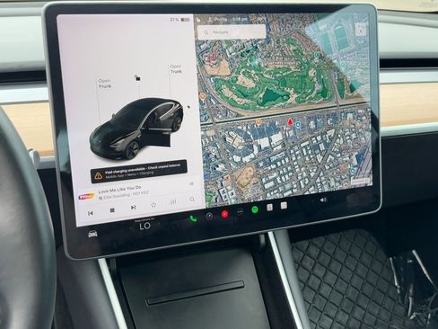 Used 2018 Tesla Model 3 Long Range image 23