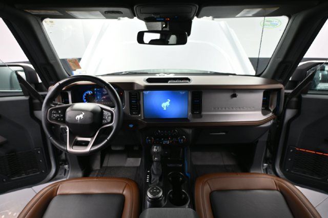 Used 2023 Ford Bronco Outer Banks AWD/4WD image 19