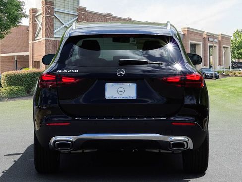 New 2026 Mercedes-Benz GLA 250 image 5