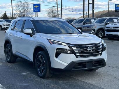 Used 2024 Nissan Rogue SV w/ SV Premium Package