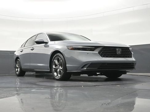 Used 2023 Honda Accord EX-L image 29