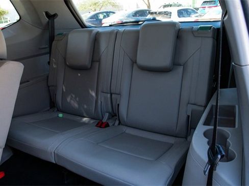 Used 2019 Volkswagen Atlas SE w/ Towing Package image 40