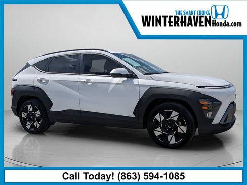Used 2025 Hyundai Kona SEL FWD image 1