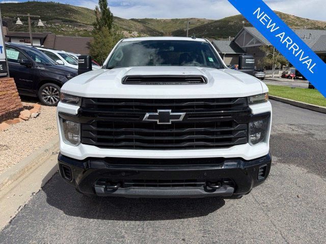 Used 2025 Chevrolet Silverado 2500 Custom w/ Custom Value Package AWD/4WD image 2
