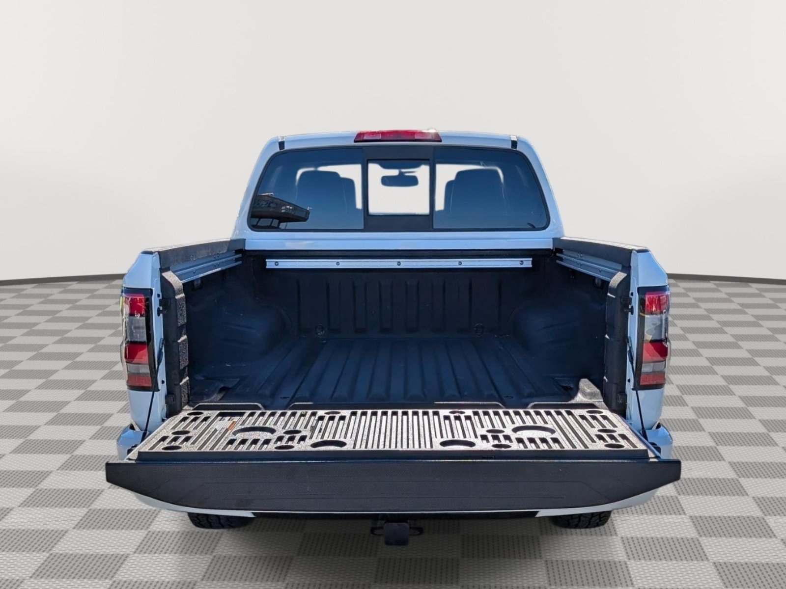 Used 2022 Nissan Frontier PRO-4X w/ Pro-4X Premium Package AWD/4WD image 13