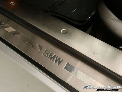 Used 2002 BMW Z8 image 91