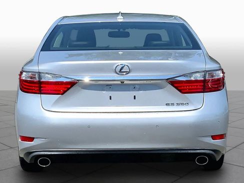 Used 2014 Lexus ES 350 w/ Luxury Package FWD image 4