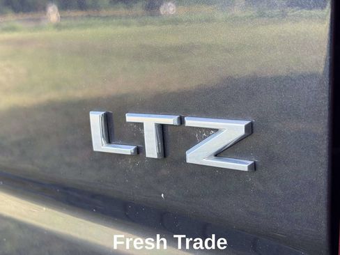 Used 2022 Chevrolet Silverado 1500 LTZ AWD/4WD image 8
