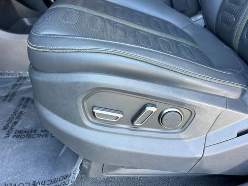 Used 2024 Rivian R1S Adventure AWD/4WD image 14