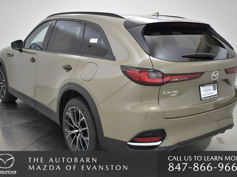 Certified 2025 MAZDA CX-70 Plug-In Hybrid w/ Premium Pkg image 15
