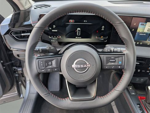 New 2026 Nissan Kicks SR image 20