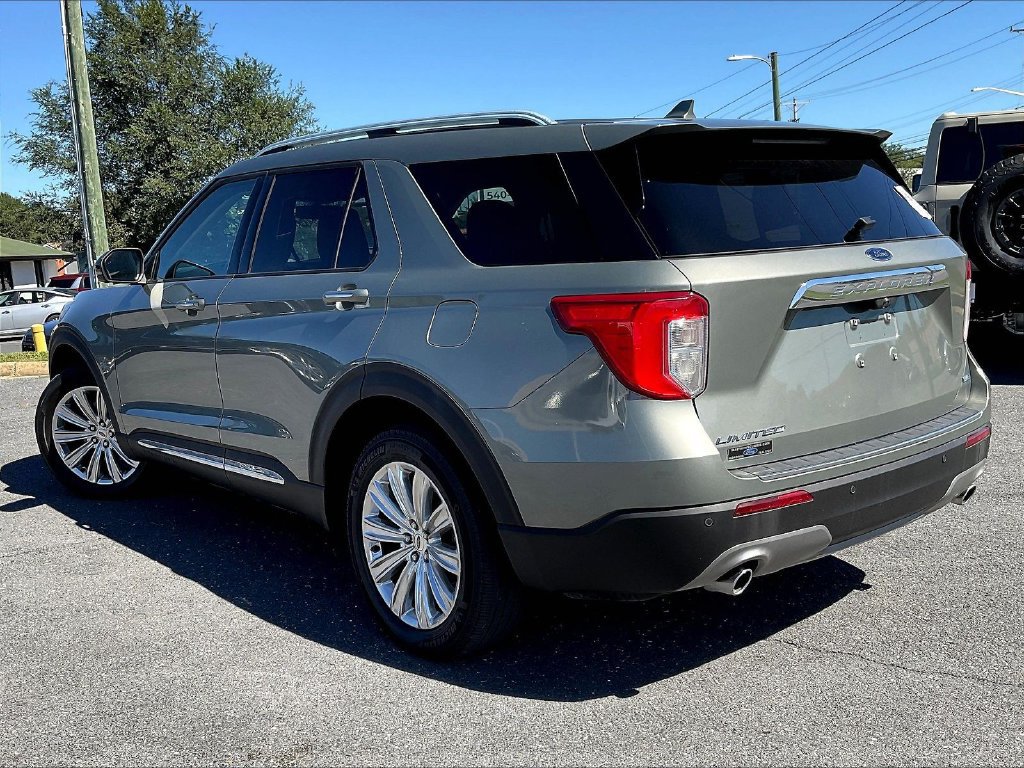 Used 2020 Ford Explorer Limited AWD/4WD image 3