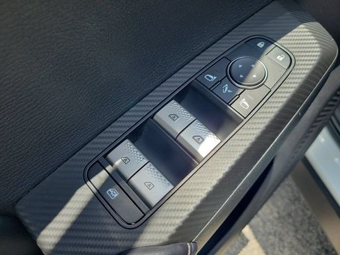 Used 2024 Mitsubishi Outlander SE FWD image 14