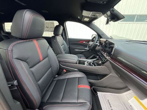 New 2026 Chevrolet Traverse RS w/ LPO, Floor Liner Package image 63