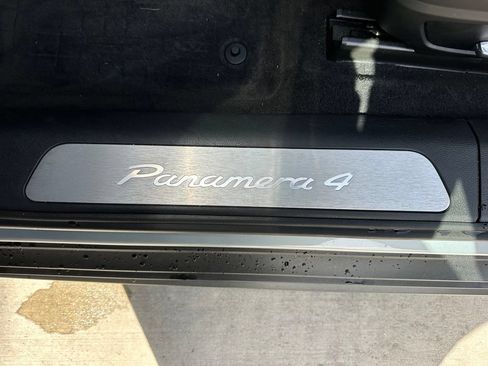 Certified 2018 Porsche Panamera 4 AWD/4WD image 20
