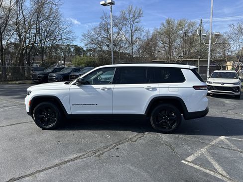 Used 2024 Jeep Grand Cherokee L Limited w/ Luxury Tech Group II image 6