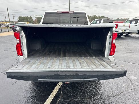 Used 2021 Chevrolet Silverado 1500 RST image 19