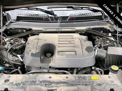 Used 2024 Land Rover Defender 110 S image 29