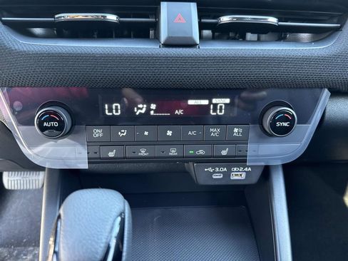 New 2026 Subaru Outback Premium image 28