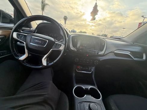 Used 2018 GMC Terrain SLE FWD image 6